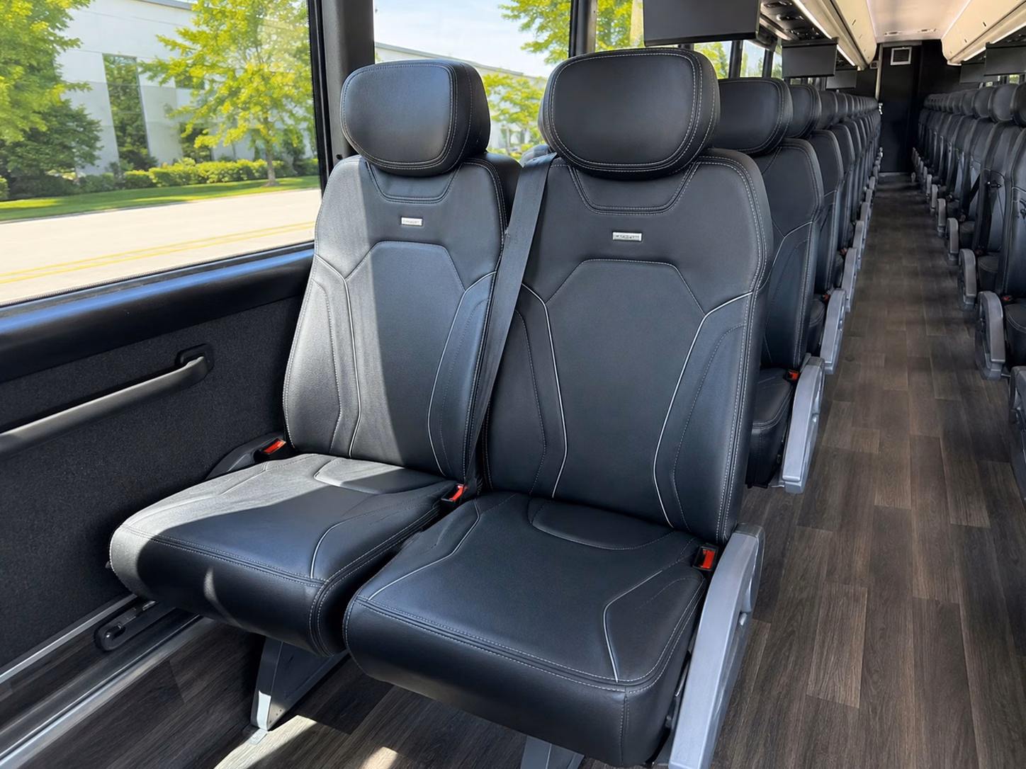 corporate sporting event shuttles for mckinney businesses