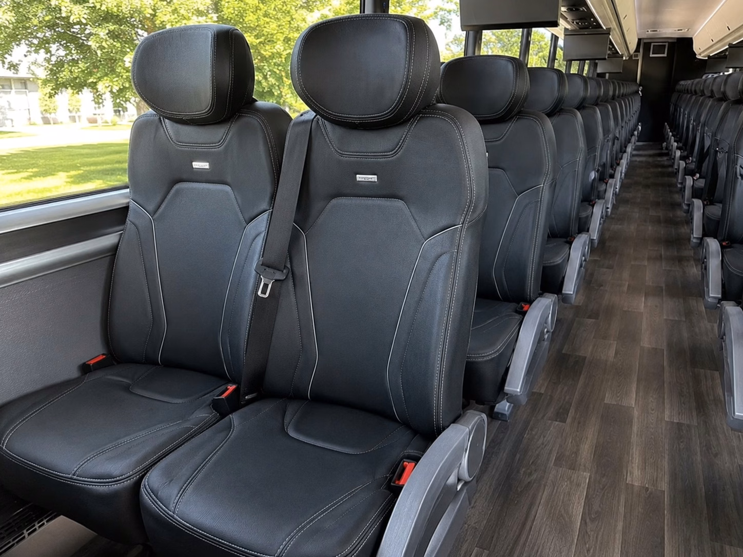 fan group transportation to toyota stadium at t stadium and globe life field